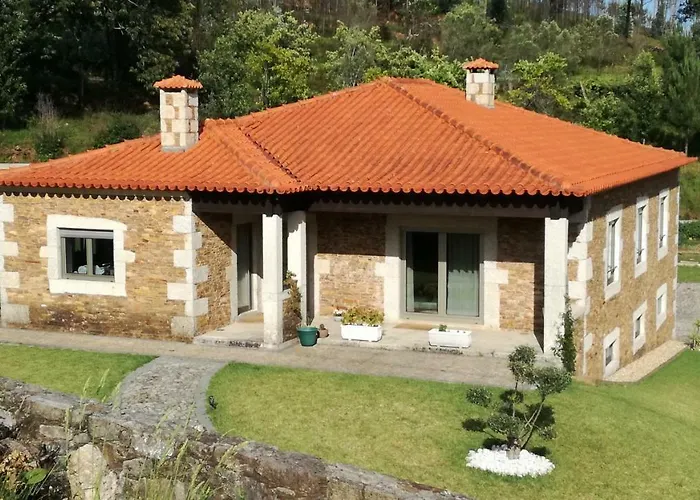 Charme Da Montanha بيت للعطل Montaria